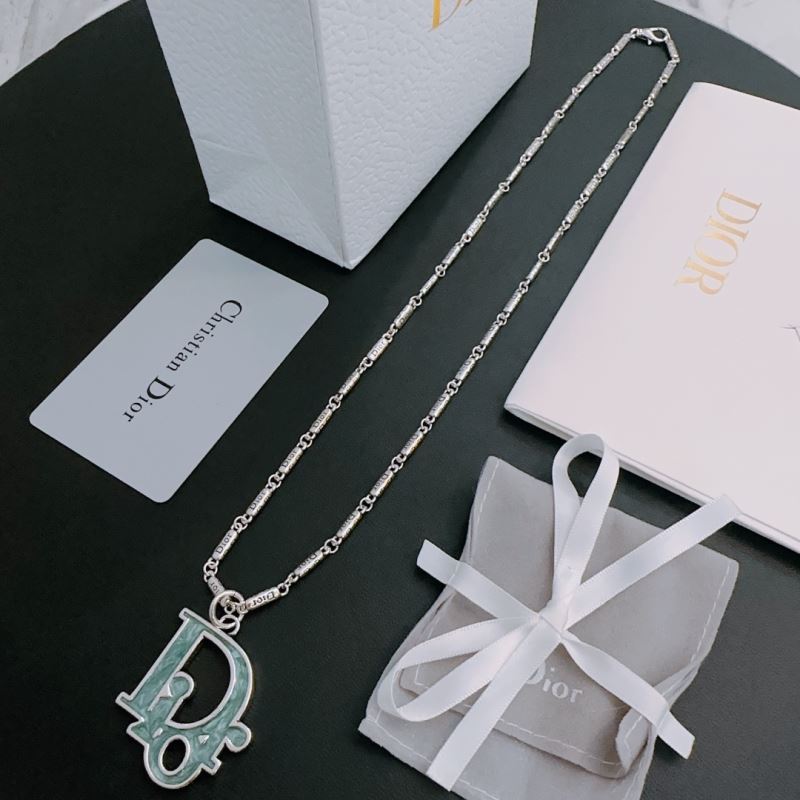 chr1st1an D10r necklaces